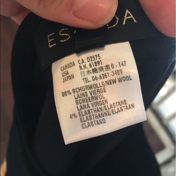 ESCADA pencil skirt with lovely buttons - Picture 5 of 8